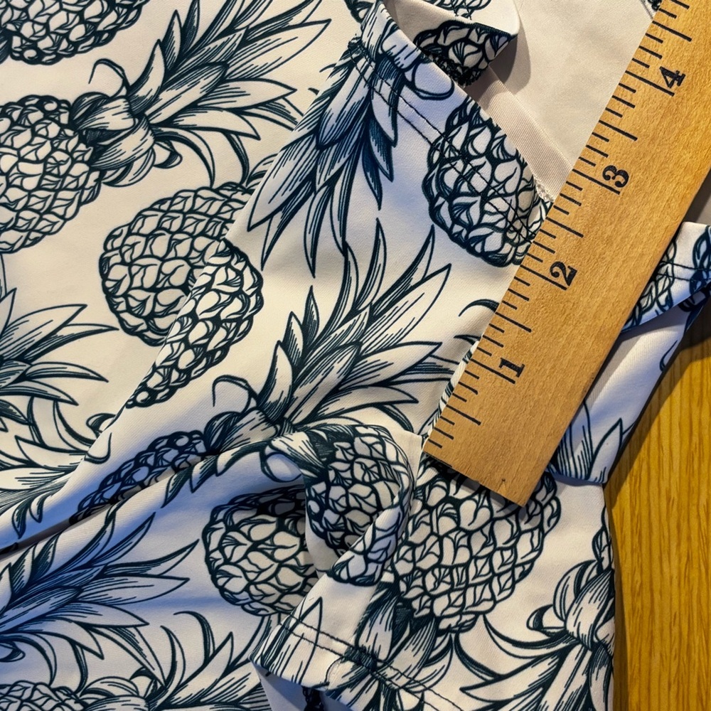 Love Fitness Apparel Pineapple Runner Women’s Athletic Shorts White/Teal Large - Picture 10 of 10